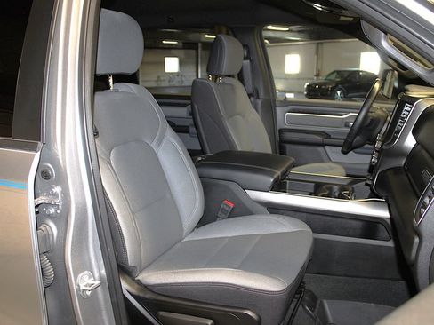 Certified 2022 RAM 1500 Big Horn AWD/4WD image 32