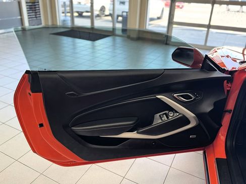 Used 2020 Chevrolet Camaro LT w/ RS Package image 13