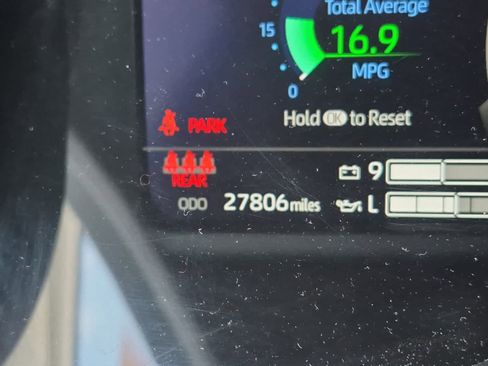 Used 2024 Toyota Tundra Limited image 18