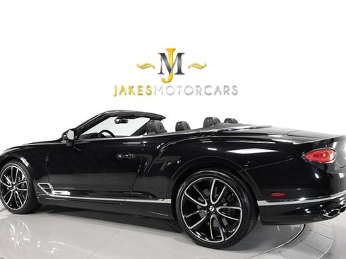 Used 2020 Bentley Continental GT V8 image 6