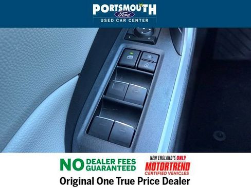 Used 2024 Toyota RAV4 XLE w/ Convenience Package image 23