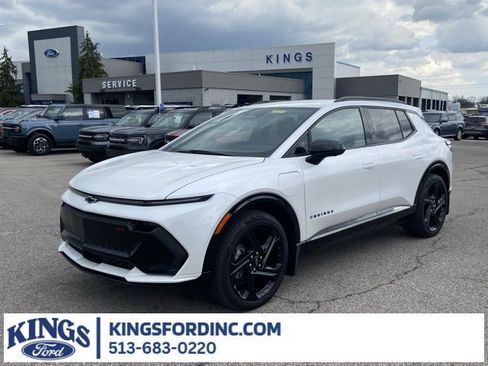 Used 2025 Chevrolet Equinox EV RS image 1