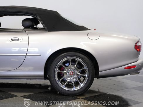 Used 2001 Jaguar XK8 Convertible image 24