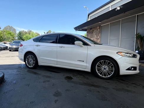 Used 2013 Ford Fusion SE FWD image 21