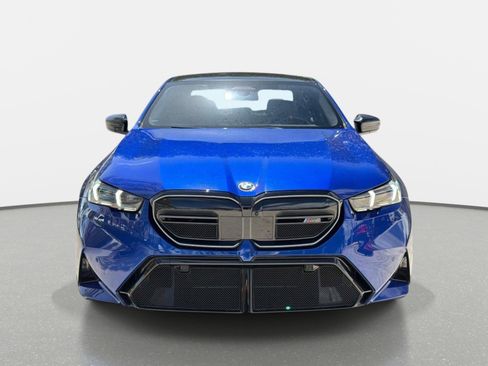 Used 2025 BMW M5 AWD/4WD image 8