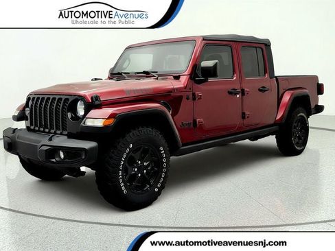 Used 2021 Jeep Gladiator Sport AWD/4WD image 1