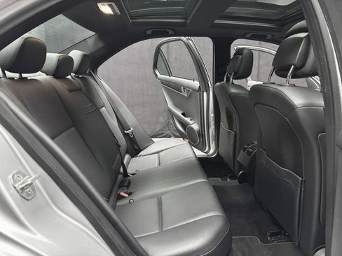 Used 2013 Mercedes-Benz C 300 Sport image 28