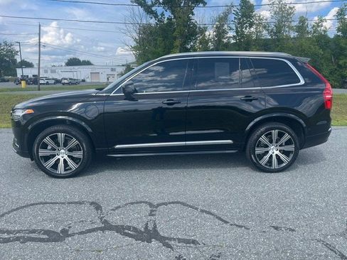 Used 2025 Volvo XC90 T8 Plus w/ Protection Package Premier AWD/4WD image 2