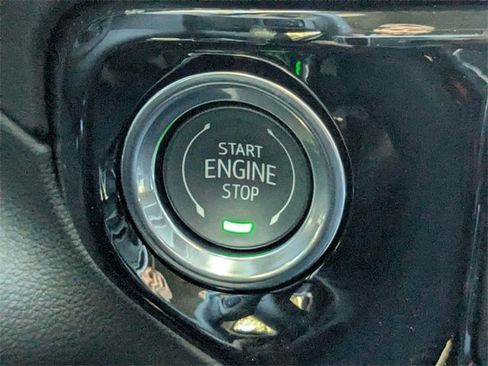 New 2026 GMC Sierra 2500 SLT w/ SLT Premium Package image 32