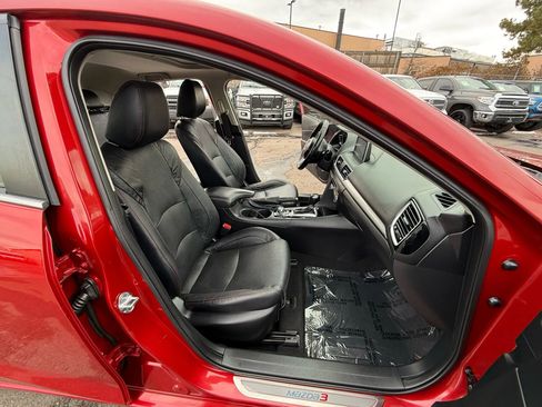 Used 2015 MAZDA MAZDA3 s Grand Touring image 35