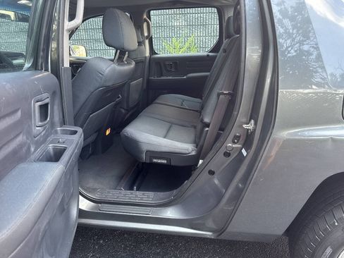 Used 2011 Honda Ridgeline RT image 10