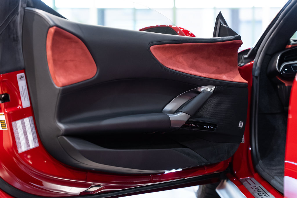 Certified 2022 Ferrari SF90 Spider AWD/4WD image 25