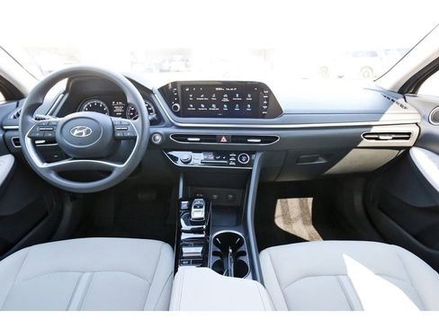 Used 2023 Hyundai Sonata SEL FWD image 11