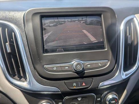 Used 2023 Chevrolet Equinox LT FWD image 13