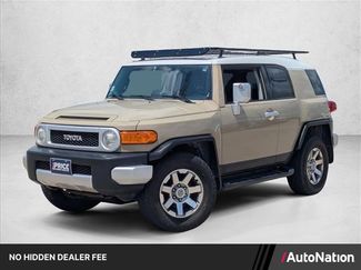 Used 2014 Toyota FJ Cruiser 4WD w/ Upgrade Package video 1