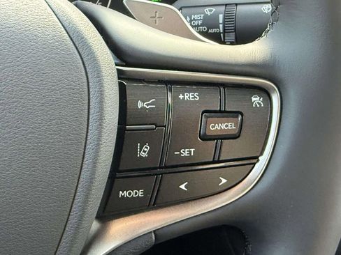 New 2025 Lexus ES 350 Premium image 17