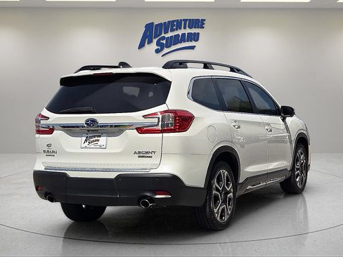 Used 2023 Subaru Ascent Limited w/ Technology Package AWD/4WD image 6