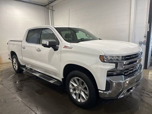 Used 2022 Chevrolet Silverado 1500 LTZ image 3
