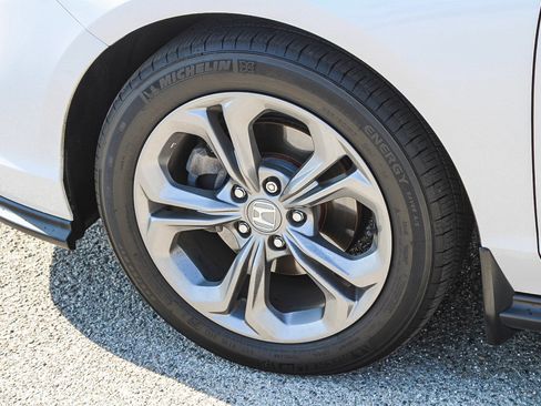 Used 2024 Honda Accord EX image 13