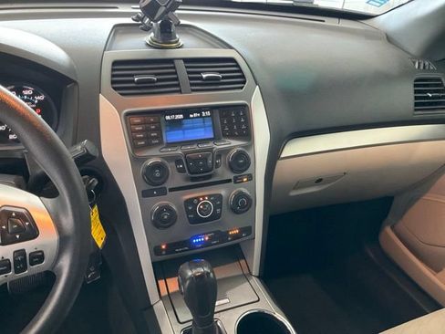 Used 2013 Ford Explorer FWD image 11