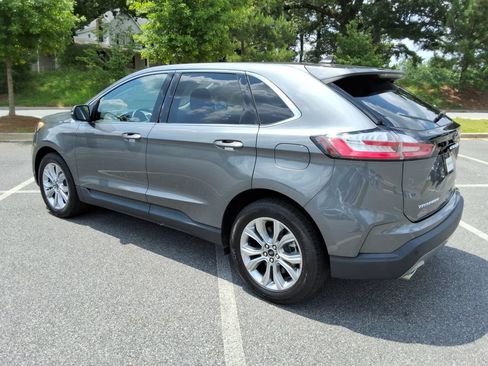Used 2024 Ford Edge Titanium AWD/4WD image 7