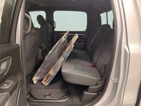 Used 2026 RAM 1500 Lone Star AWD/4WD image 19