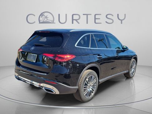Certified 2026 Mercedes-Benz GLC 300 image 3