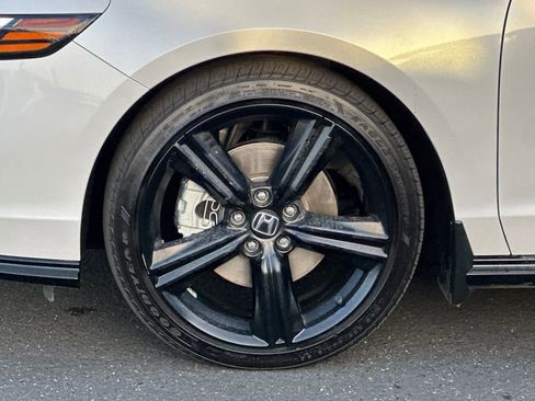 Used 2024 Honda Accord Sport image 26