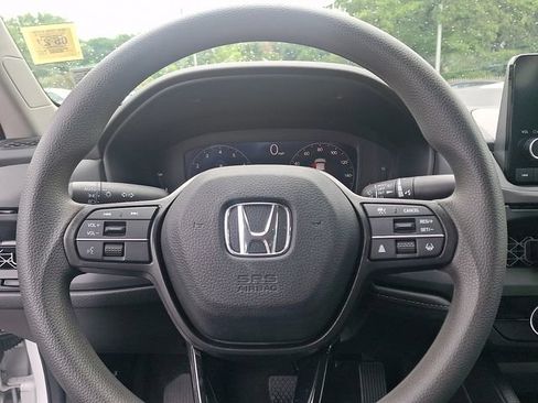 Certified 2023 Honda Accord LX image 18