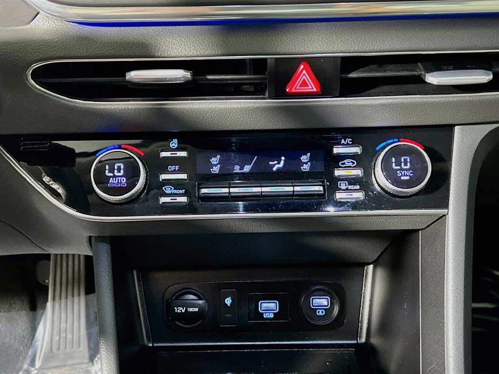 Used 2021 Hyundai Sonata Limited FWD image 23