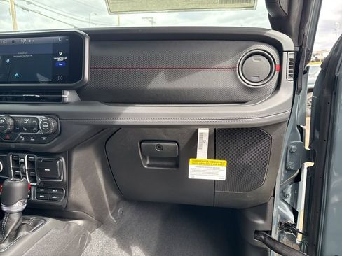 New 2026 Jeep Wrangler Unlimited Rubicon 392 image 30