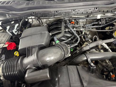 Used 2024 Ford F250 XLT w/ FX4 Off-Road Package AWD/4WD image 33