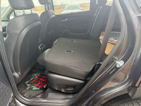 Used 2023 Hyundai Santa Fe SEL Premium image 9