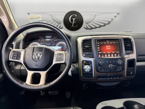 Used 2017 RAM 1500 Laramie image 10