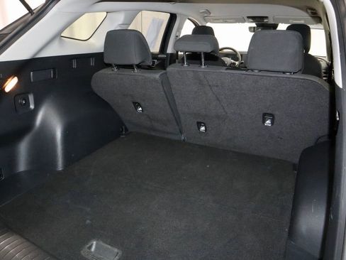 Used 2025 Kia Sportage LX AWD/4WD image 13