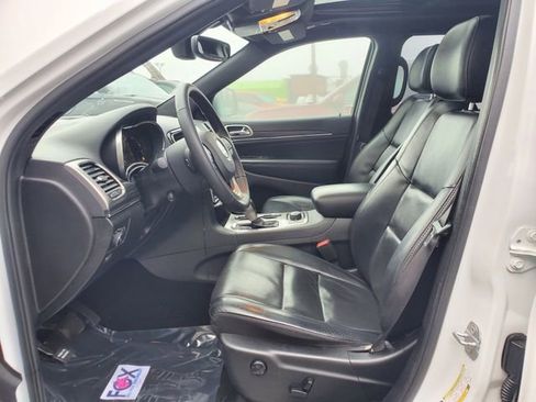 Used 2020 Jeep Grand Cherokee Limited w/ Luxury Group II image 21