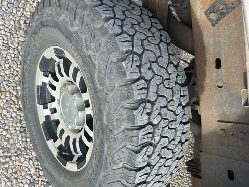 Used 2001 Chevrolet Silverado 2500 LS image 42