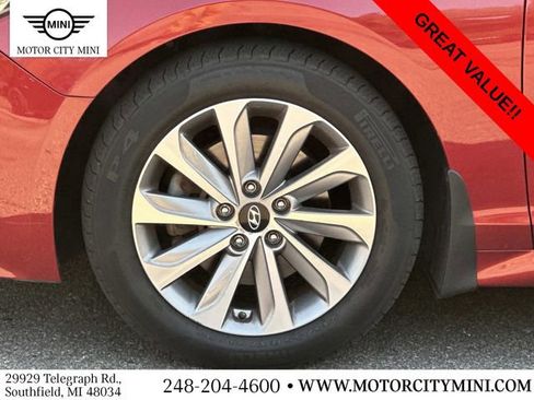 Used 2015 Hyundai Sonata Sport w/ Option Group 03 image 11