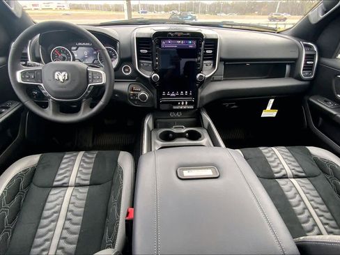 New 2025 RAM 1500 Big Horn image 5