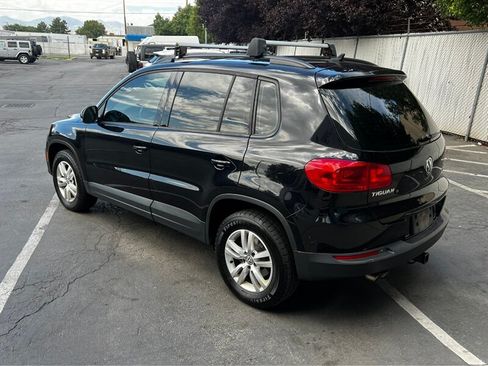 Used 2017 Volkswagen Tiguan S AWD/4WD image 5