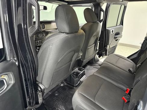 Used 2019 Jeep Wrangler Unlimited Sport S AWD/4WD image 24