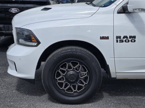 Used 2015 RAM 1500 Sport w/ Convenience Group image 8