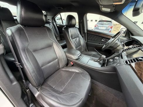 Used 2014 Ford Taurus Limited FWD image 15