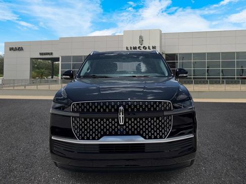 New 2026 Lincoln Navigator Reserve AWD/4WD image 7