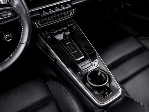 Used 2022 Porsche 911 Turbo S AWD/4WD image 30