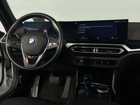 Used 2023 BMW i4 eDrive35 w/ Premium Package image 14