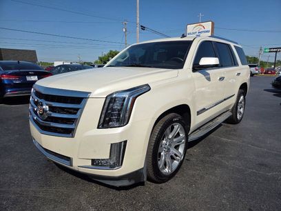 Used 2015 Cadillac Escalade Luxury