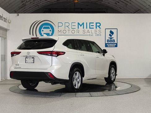 Used 2021 Toyota Highlander L image 86