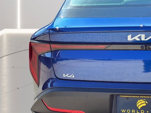 New 2025 Kia K4 LXS image 29