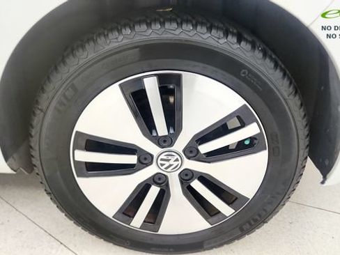 Used 2019 Volkswagen e-Golf SE w/ Driver Assistance Package FWD image 78